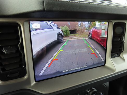 New 2025 Ford Bronco Outer Banks image 13