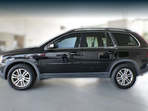 Used 2010 Volvo XC90 3.2 image 8