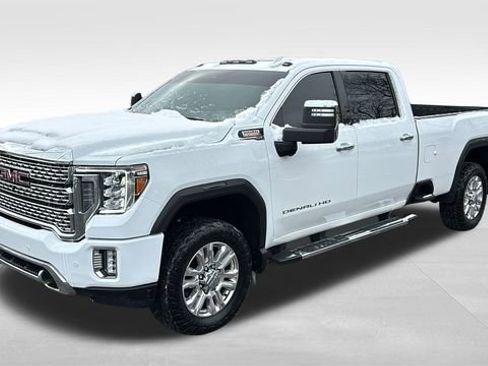 Used 2023 GMC Sierra 2500 Denali w/ Denali Ultimate Package image 3