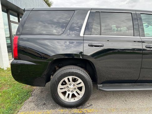 Used 2017 Chevrolet Tahoe Special Service 4x4 4dr SUV w/ Max Trailering Package image 7