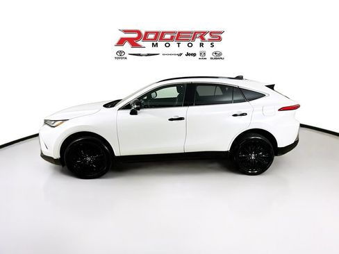 Certified 2023 Toyota Venza Nightshade AWD/4WD image 4
