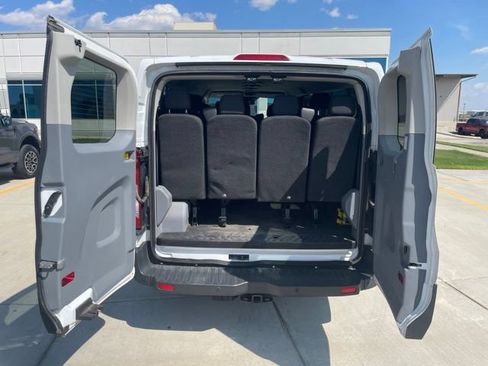 Certified 2017 Ford Transit 350 XLT RWD image 27