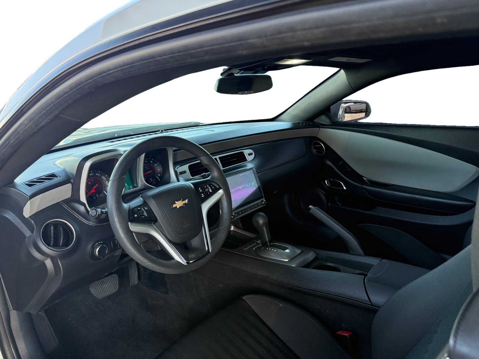 Used 2015 Chevrolet Camaro LS RWD image 9