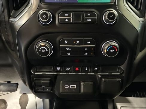 Used 2021 Chevrolet Silverado 3500 LT AWD/4WD image 20