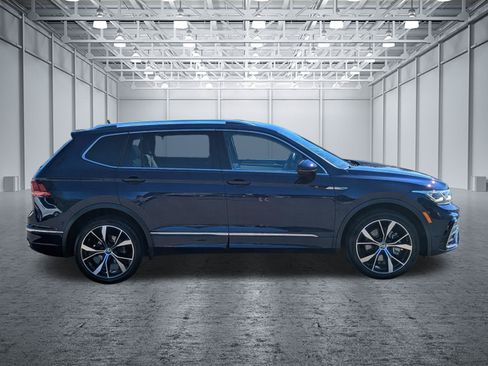 Used 2022 Volkswagen Tiguan SEL R-Line AWD/4WD image 6