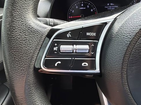Used 2021 Kia Forte LXS FWD image 18