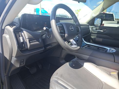 Certified 2025 Nissan Armada SV image 17