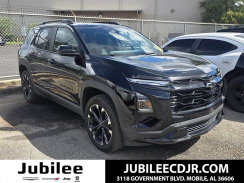 Used 2025 Chevrolet Equinox RS FWD image 1