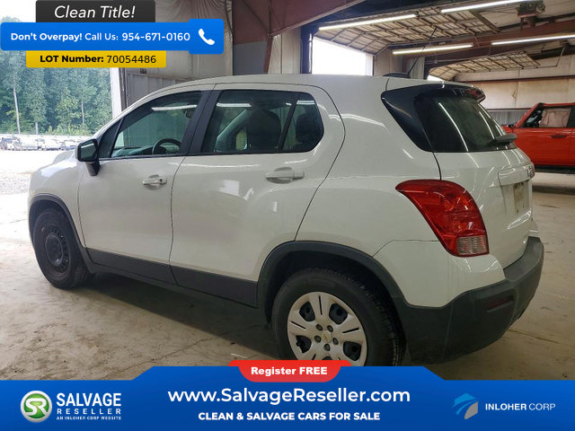 Used 2015 Chevrolet Trax LS FWD image 3