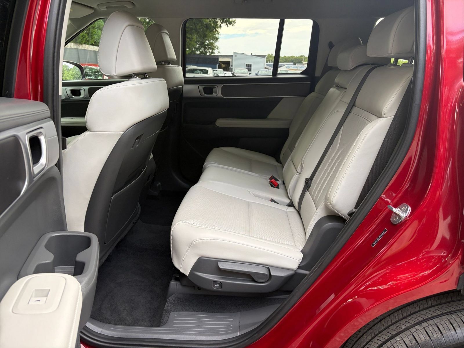 Used 2026 Hyundai Santa Fe SEL FWD image 27