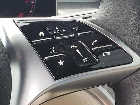 Certified 2025 Mercedes-Benz GLC 300 GLC 300 image 24