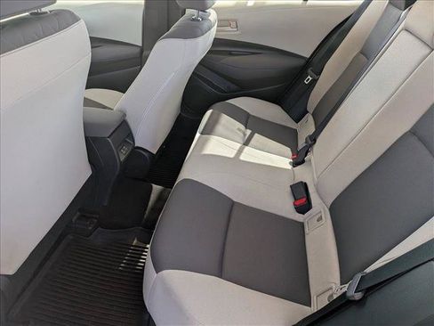 Used 2023 Toyota Corolla LE FWD image 17