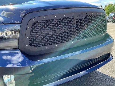 Used 2018 RAM 1500 Express image 29