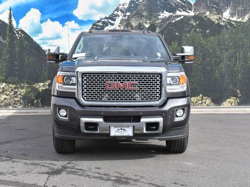 Used 2016 GMC Sierra 2500 Denali w/ Duramax Plus Package image 5