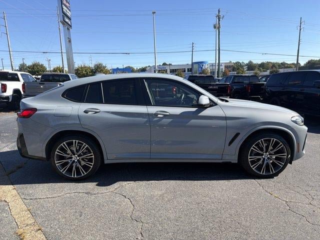 Used 2024 BMW X4 xDrive30i w/ Premium Package AWD/4WD image 4