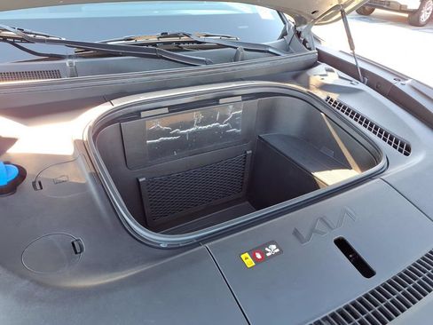 Certified 2024 Kia EV9 Light Long Range RWD image 20