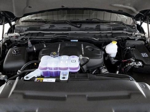 Used 2016 RAM 1500 Laramie w/ Convenience Group image 12