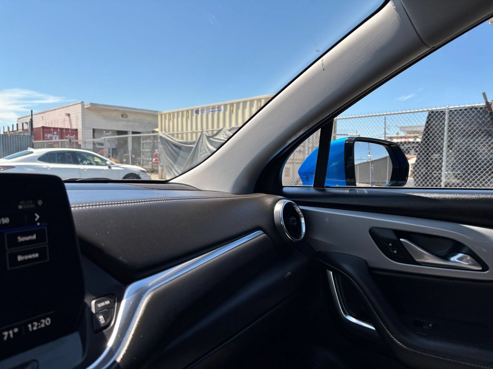 Used 2025 Chevrolet Blazer LT FWD image 35