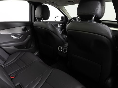 Used 2019 Mercedes-Benz C 300 Sedan w/ Premium Package image 22