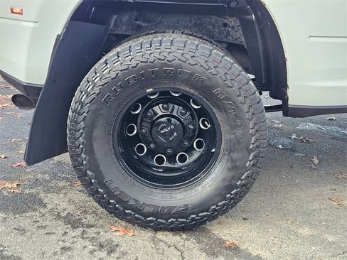 Certified 2020 RAM 3500 Big Horn w/ Night Edition image 9