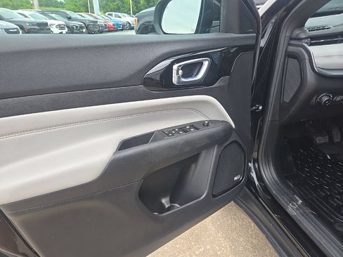 Used 2023 Jeep Compass Limited w/ Sun and Sound Group AWD/4WD image 33