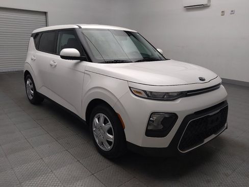 Used 2020 Kia Soul LX image 13