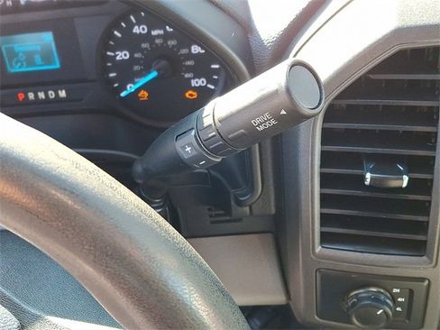 Used 2021 Ford F550 4x4 SuperCab Super Duty image 14