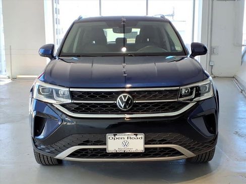 Certified 2023 Volkswagen Taos SEL AWD/4WD image 2