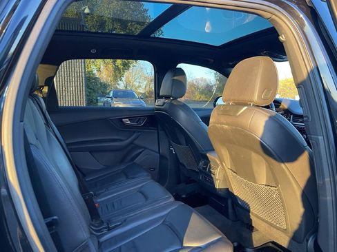 Used 2017 Audi Q7 3.0T Premium Plus image 32
