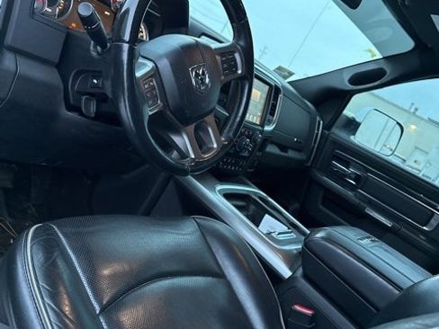 Used 2017 RAM 1500 Limited image 10