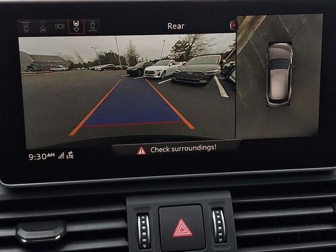 Used 2020 Audi Q5 e Prestige w/ Prestige Package image 19