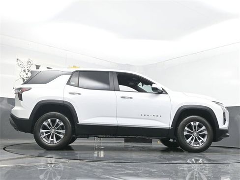 New 2026 Chevrolet Equinox LT w/ LPO, Floor Liner Package image 31