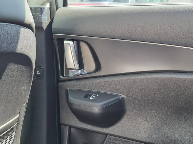New 2027 Kia Carnival SX w/ Dark Edition Package FWD image 24