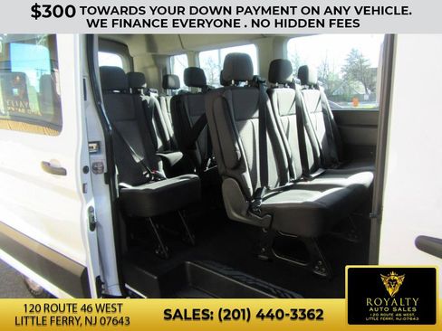 Used 2020 Ford Transit 350 XLT image 26