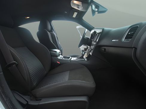 Used 2022 Dodge Charger R/T RWD image 15