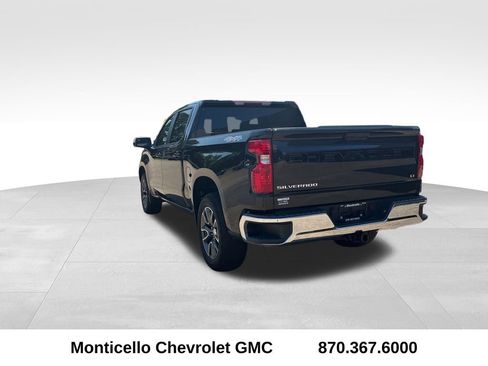 Used 2023 Chevrolet Silverado 1500 LT AWD/4WD image 5