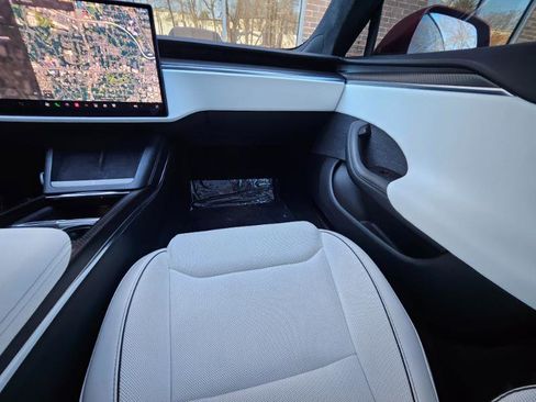Used 2024 Tesla Model S Plaid image 52