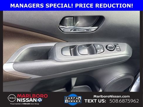 Certified 2024 Nissan Kicks SR image 19