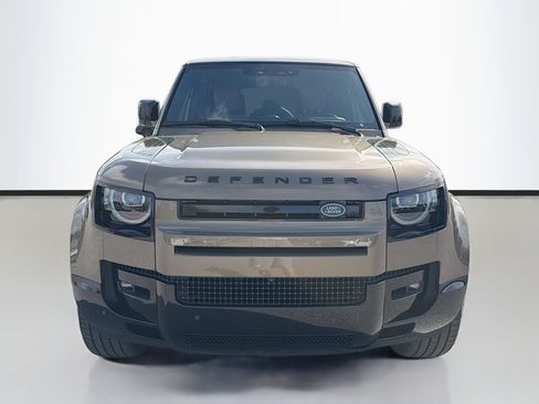 New 2026 Land Rover Defender 110 X-Dynamic SE image 8