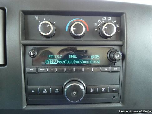 Used 2017 Chevrolet Express 3500 image 14