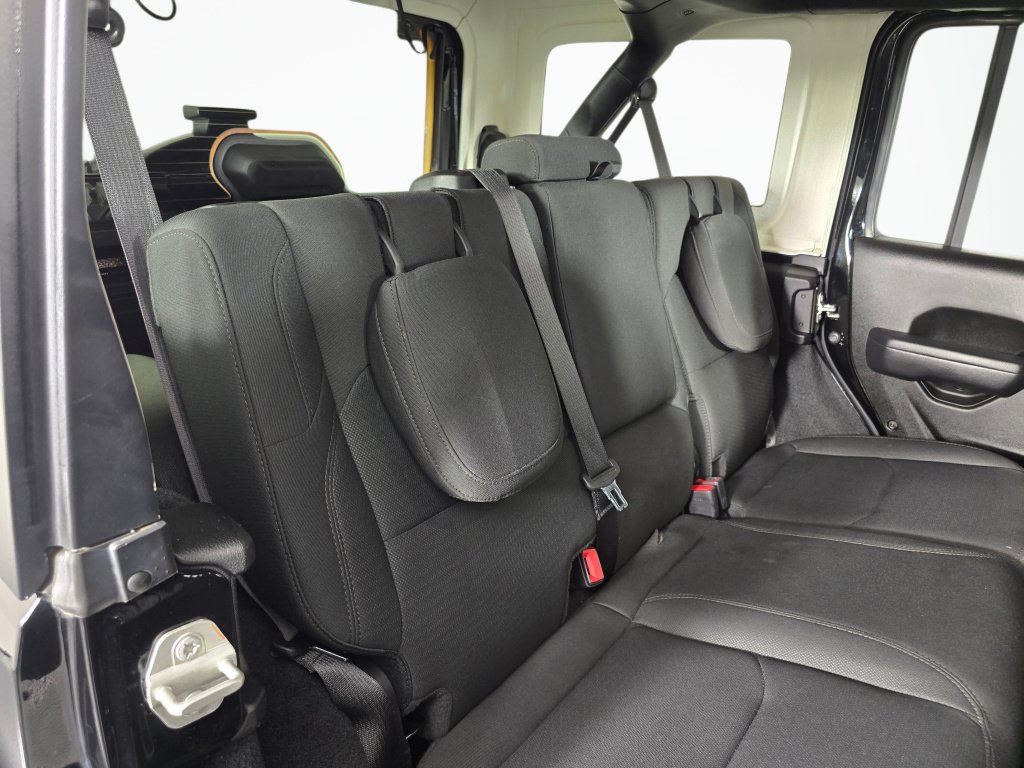 Used 2023 Jeep Wrangler Unlimited w/ 8.4" Radio Group AWD/4WD image 41