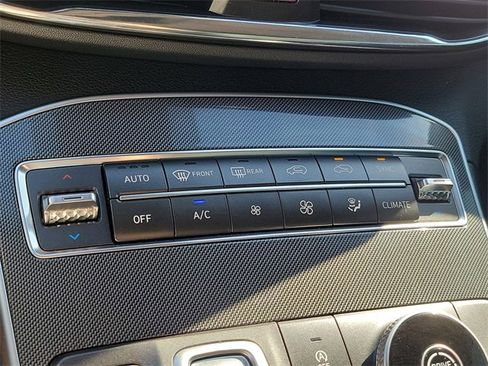 Used 2021 Hyundai Santa Fe SEL w/ Convenience Package image 11