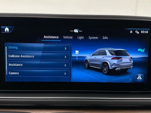 Used 2025 Mercedes-Benz GLE 350 4MATIC image 37