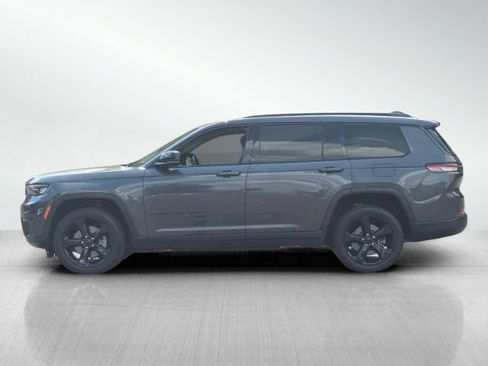 Used 2022 Jeep Grand Cherokee L Laredo AWD/4WD image 7