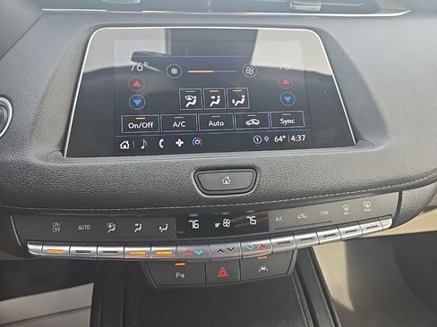 Used 2023 Cadillac XT4 Premium Luxury AWD/4WD image 19