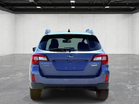 Used 2016 Subaru Outback 2.5i Limited AWD/4WD image 6