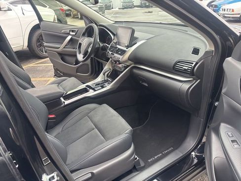 Used 2025 Mitsubishi Eclipse Cross SE image 21