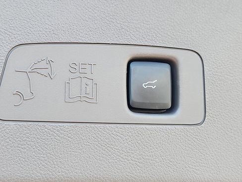 Used 2023 Lincoln Corsair FWD image 29