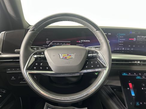 New 2025 Cadillac Escalade Sport w/ Touring Package image 31