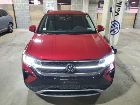 Certified 2023 Volkswagen Taos SEL image 31
